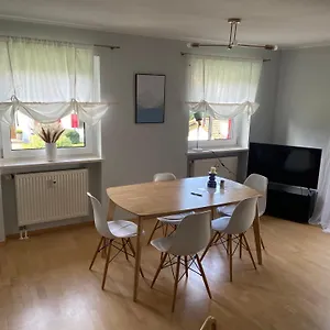 Apartment Modern Eingerichtete Mit 2 Schlafzimmern, Bergen (Traunstein)